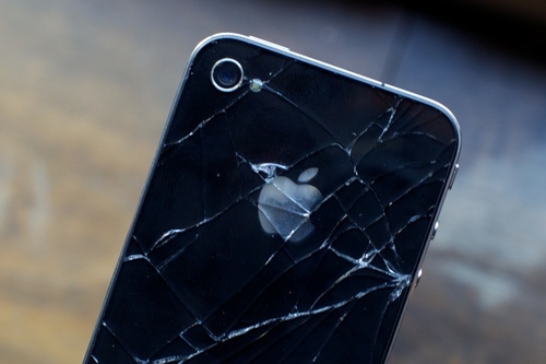 iphone-4-broken