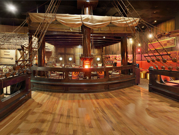 pirate ship bar